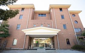 シャトレーゼロッジ春日居